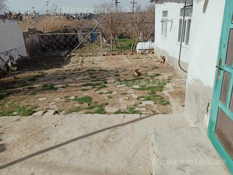 satilir-5-otaqli-heyet-evi-villa-baki-suraxani-rayonu-emircan-qes-suraxani-rayonu-emircan-qes