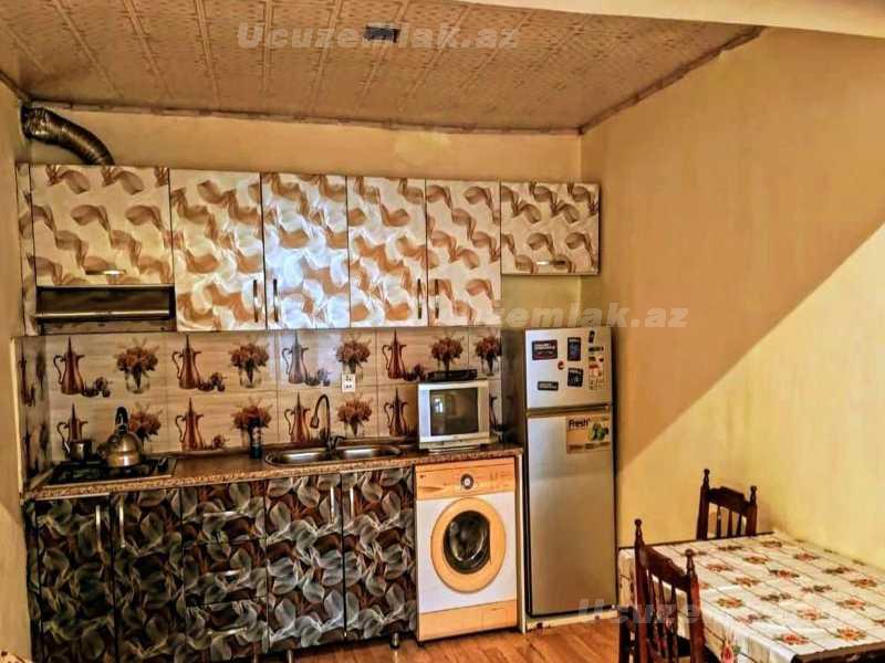 kiraye-ayliq-2-otaqli-heyet-evi-villa-baki-sebail-rayonu-badamdar-qes-badamdar-qesebesinde-kiray
