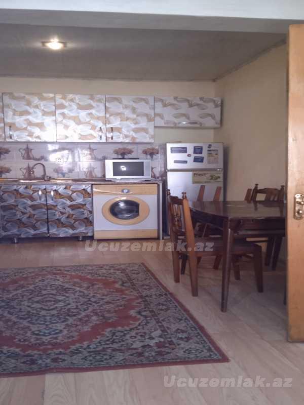 kiraye-ayliq-2-otaqli-heyet-evi-villa-baki-sebail-rayonu-badamdar-qes-badamdar-qesebesi-3-cu-mas