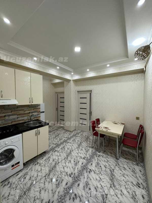 satilir-4-otaqli-menzil-xirdalan-s-aaaf-parkin-yani