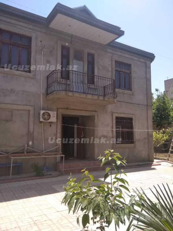 satilir-5-otaqli-heyet-evi-villa-baki-suraxani-rayonu-qaracuxur-qes