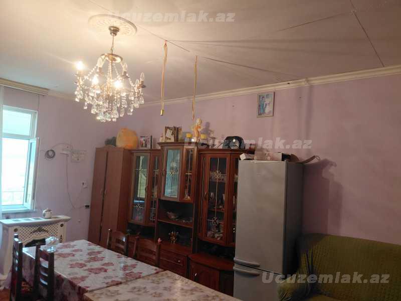satilir-2-otaqli-heyet-evi-villa-goygol-ev-gence-seheri-goygol