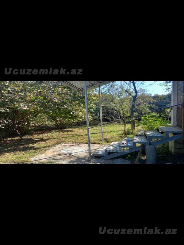satilir-2-otaqli-bag-evi-qax-qax-rayonu