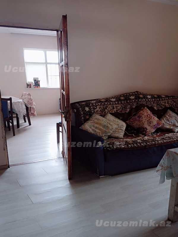 satilir-4-otaqli-heyet-evi-villa-baki-bineqedi-rayonu-bineqedi-merkez